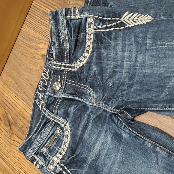 LA Idol Skinny Jeans - Picture 4 of 6